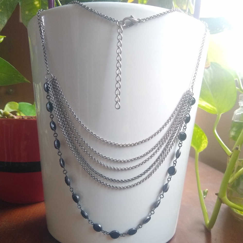Beautiful multi strand necklace - Picture 7 of 8